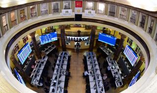 ارتفاع جماعي لمؤشرات البورصة المصرية بمستهل تعاملات اليوم الأربعاء