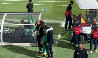 إنقاذ الأهلي من ورطة كبرى بفضل فرنسي.. عرض يسدل الستار على محترف الفريق