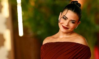 مكياج
وتسريحات
شعر
النجمات
في
اليوم
الثالث
لمهرجان
البحر
الأحمر
السينمائي
2025