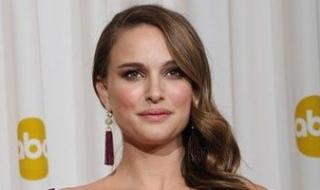 ناتالى
بورتمان
تكشف
تفاصيل
إصابتها
خلال
تصوير
فيلم
Black
Swan