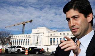 هل
      يسعى
      ترامب
      إلى
      «تغيير
      النظام»
      المالي
      الأمريكي؟