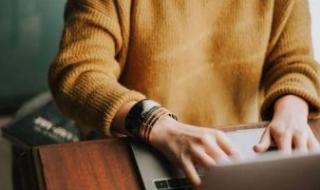 مقامرات
تحت
غطاء
الموبايل..
كيف
تسقط
الداخلية
عصابات
المراهنات
الإلكترونية؟