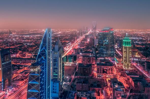 الشركات الأجنبية تسابق الزمن لفتح مقرات إقليمية في السعودية
