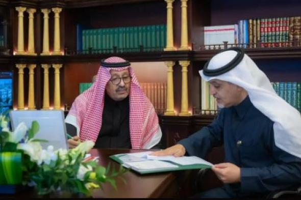 الأمير حسام بن سعود يطلع على استعدادات فعاليات شتاء الباحة 2024