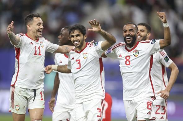 منتخب الإمارات يستهل مشواره في كأس آسيا بالفوز على هونغ كونغ بثلاثية