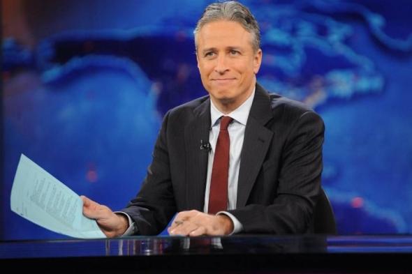 جون ستيوارت يعود لبرنامج «The Daily Show» بعد غياب سنوات