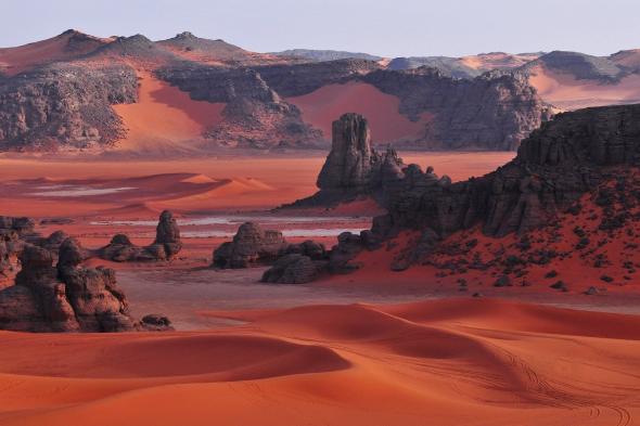 مجلة ناشيونال جيوغرافيك فرانس تتغنى بصحراء الجزائر