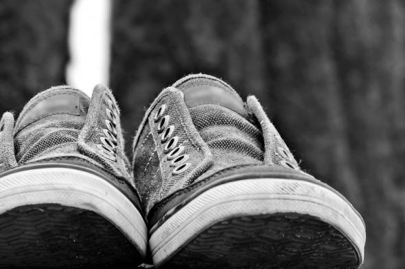 تفسير حلم تنظيف الحذاء من الطين  في المنام
