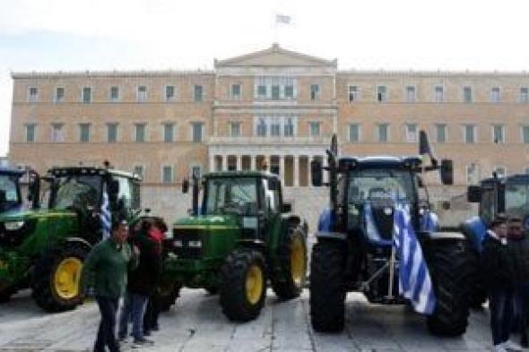 وقفات احتجاجية بالجرارات الزراعية فى العاصمة اليونانية