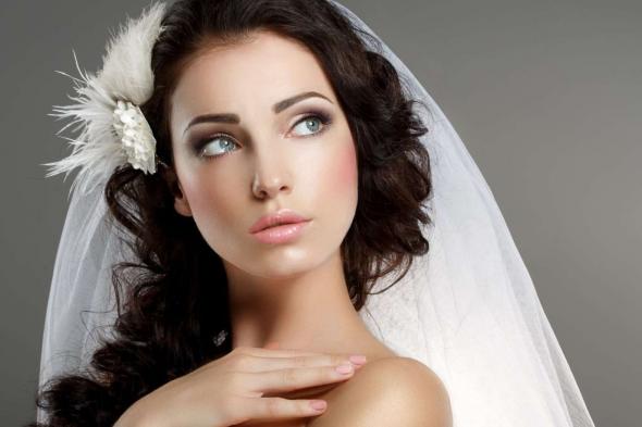 أفضل خلطات تبييض البشرة للعروس: قولي وداعاً للبقع الداكنة