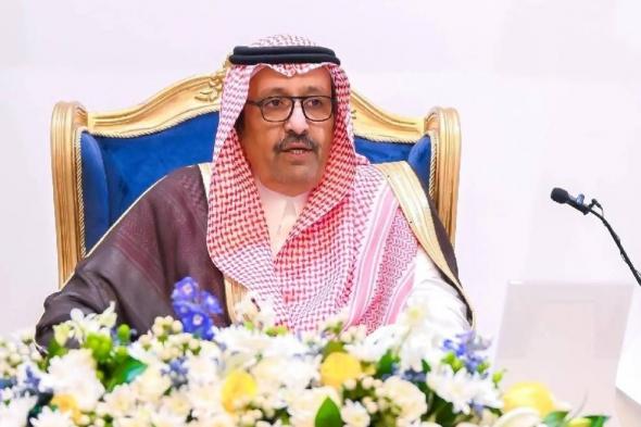 أمير الباحة يناقش المشاريع التنموية والخدمات المقدمة في محافظة العقيق