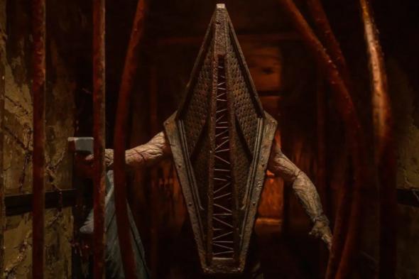 فيلم Return to Silent Hill يكشف عن النظرة الأولى على Pyramid Head