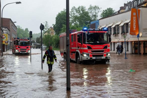 إجلاء سكان ونشر تعزيزات.. الفيضانات الألمانية تصل ذروتها