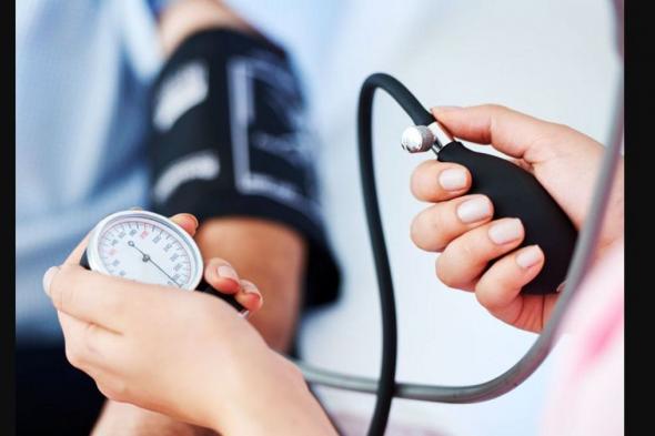 لمواجهة ارتفاع ضغط الدم.. أطباء قلب ينصحون بسلاح فعال