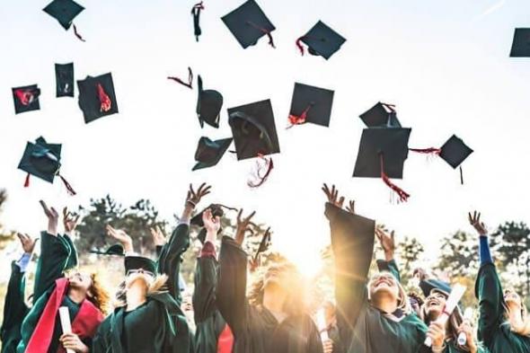 30 تهنئة مبروك التخرج عبارات 2025 اجمل كلام عن التخرج جميل
