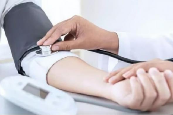 ارتفاع ضغط الدم.. الخضيري يوضح الأعراض المصاحبة وطرق الوقاية