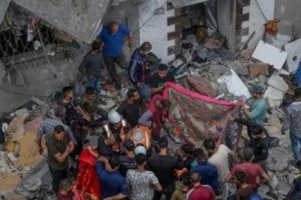 القاهرة الإخبارية: سكان غزة يعتمدون على أنفسهم لإنقاذ ذويهم من تحت الأرض