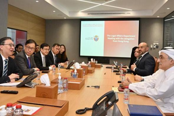 «قانونية دبي» تستقبل وزير العدل في هونغ كونغ