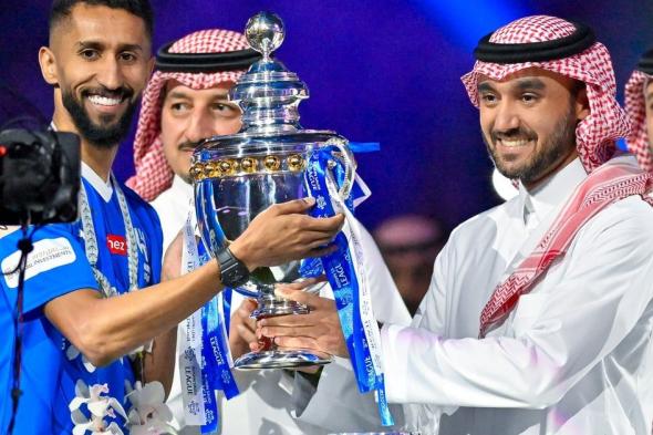 وزير الرياضة يبارك للهلال تتويجه بلقب دوري روشن