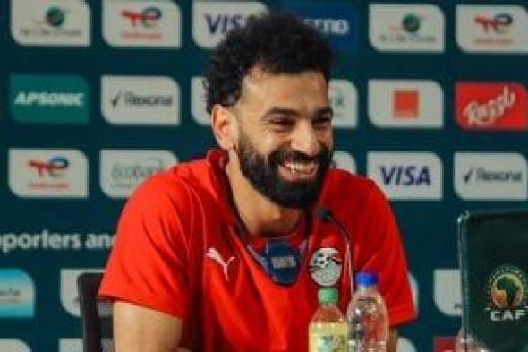 وزير الرياضة: محمد صلاح يصل القاهرة أول يونيو للانضمام لمعسكر المنتخب