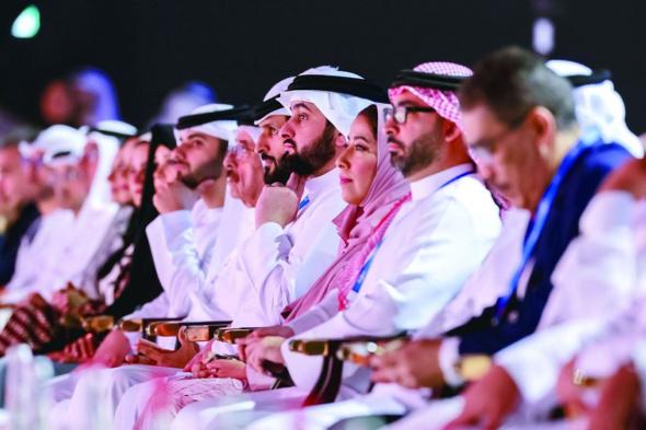 أحمد بن محمد: دبي ستبقى دائماً القمة وملتقى أصحاب الفكر والكلمة