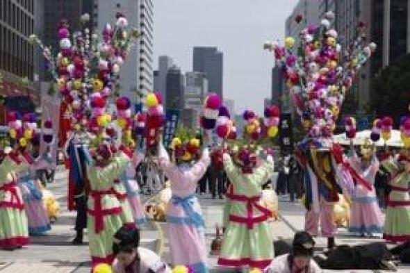احتفالات مهرجان دانو تزين شوارع سيول فى كوريا الجنوبية
