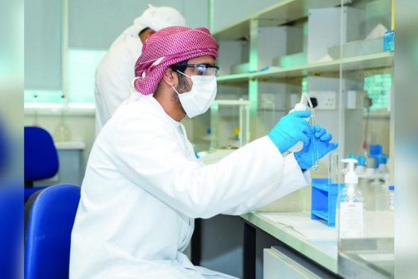 جامعة الإمارات تموّل 618 مشروعاً بحثياً للطلبة في 3 سنوات