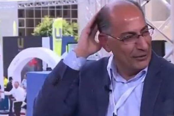 وزير أردني  يتعرض لموقف خطير وطريف أثناء لقاء تلفزيوني