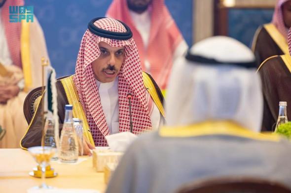 فيصل بن فرحان ووزير خارجية الكويت يترأسان اجتماع مجلس التنسيق السعودي الكويتي