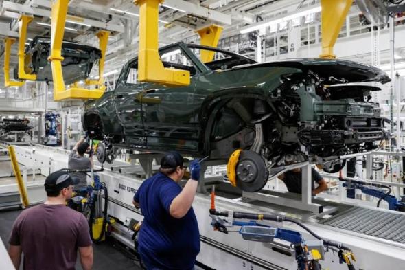 نشاط المصانع الأمريكية ينكمش في مايو مع انخفاض الطلبيات وضعف الإنتاج