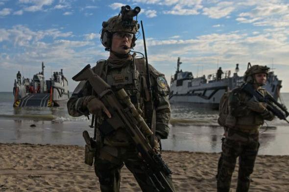 "الناتو" يطلق أكبر مناورات بحرية قرب سواحل روسيا