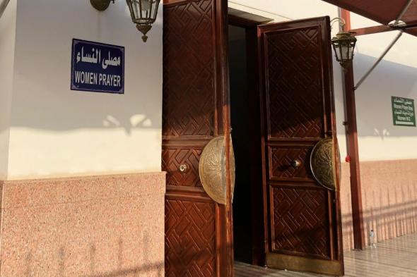 الشؤون الإسلامية تكمل تجهيزاتها للمصلى النسائي في مسجد الخندق بالمدينة المنورة