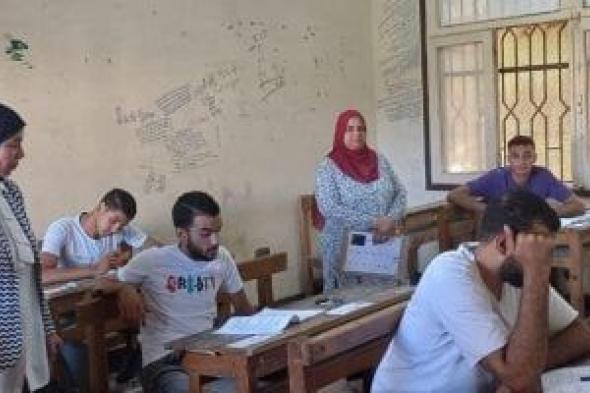رئيس "رعاية الطلاب" تتفقد لجان البلاغة بامتحانات الثانوية الأزهرية بالإسكندرية