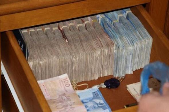 ارتفاع حجم التعاملات النقدية “الكاش” يثير قلق بنك المغرب