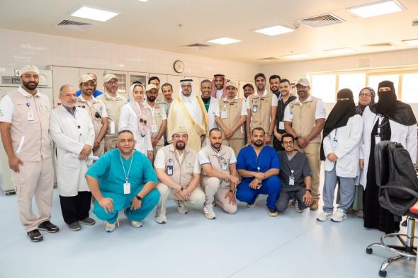 نائب أمير مكة المكرمة يزور مستشفى شرق عرفات للاطلاع على الخدمات المقدمة للحجاج