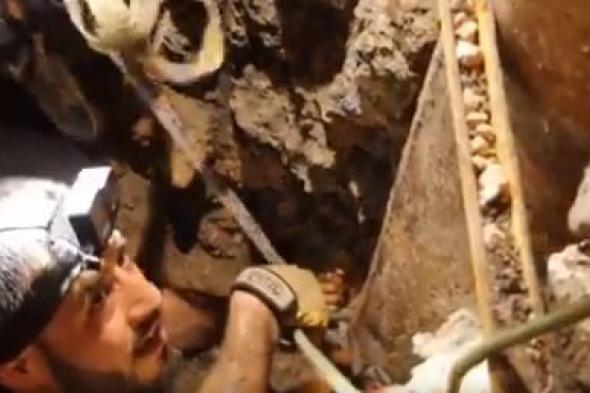إنقاذ طفل سوري غرق طوال الليل في بئر عميقة ( فيديوهات)