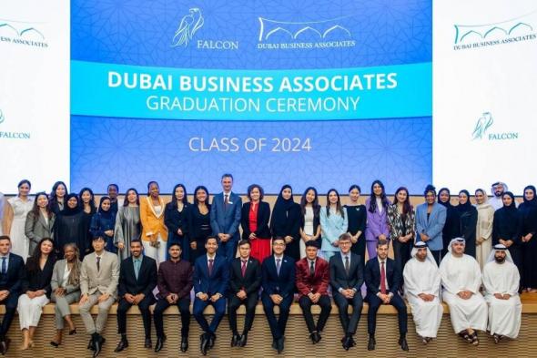 برنامج دبي لتدريب رواد الأعمال يحتفي بتخريج 36 منتسباً