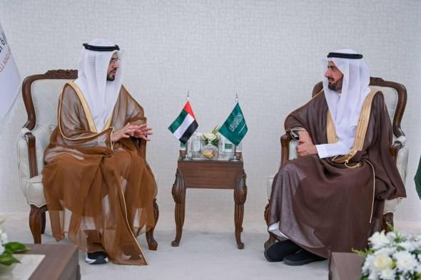رئيس الشؤون الإسلامية يلتقي وزير الحجّ والعمرة السعودي