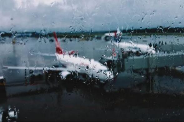 بسبب أمطار غزيرة.. تعطل الحركة في ثالث أكبر مطارات إسبانيا