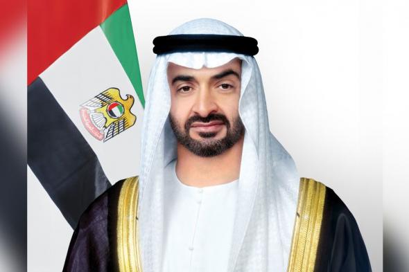 رئيس الدولة يطمئن على أحوال حجاج الإمارات خلال اتصال هاتفي مع رئيس مكتب شؤون الحجاج