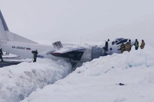 انشطار طائرة ركاب روسية أثناء هبوط اضطراري