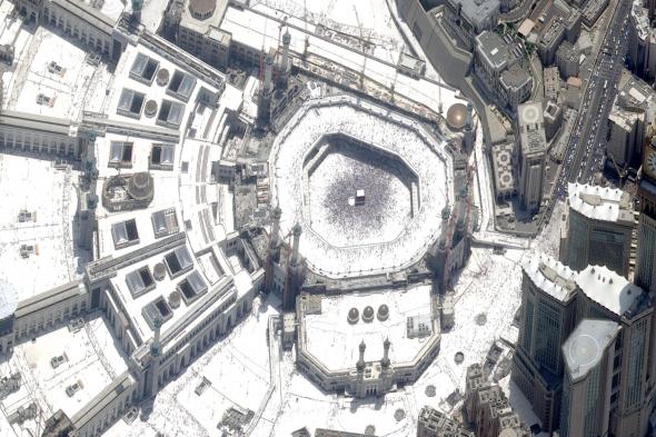 صور فضائية للمسجد الحرام ومشعر منى اليوم