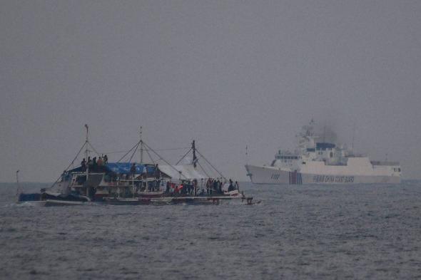 الفلبين تتهم سفنا صينية بتعمد الاصطدام بمراكبها