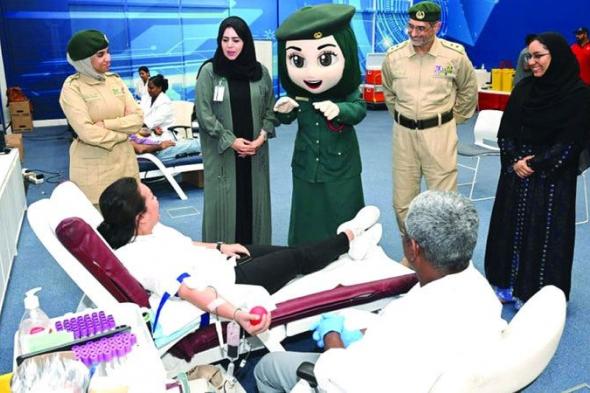 شرطة دبي تنظم حملة تبرع بالدم