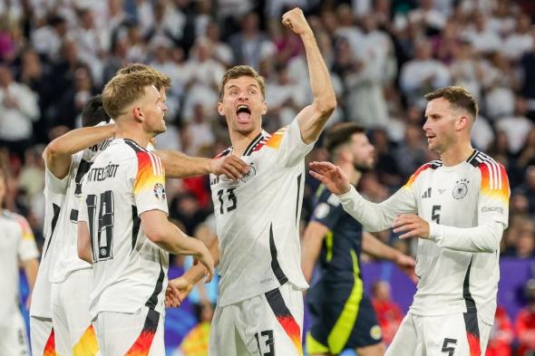 المنتخب الألماني يسافر لدورتموند بالطائرة رغم أهداف "يويفا" البيئية