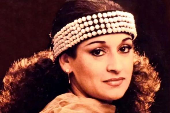 قبل أيام من حفل ليلة وردة.. كيف عبَّرت وردة الجزائرية عن حال الكثيرين في أغانيها؟