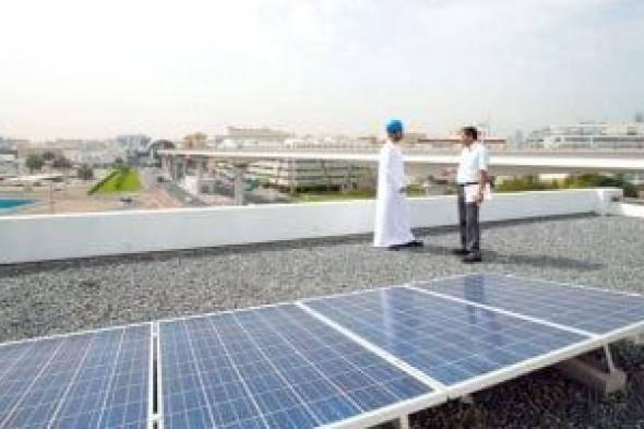 الكهرباء تعلن بدء التشغيل التجارى للمحطة الشمسية بقدرة 200 ميجاوات بكوم أمبو