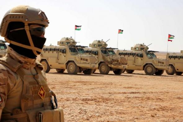 مصرع عسكريَّين أردنيين بحادثة لقافلة مساعدات متجهة إلى غزة