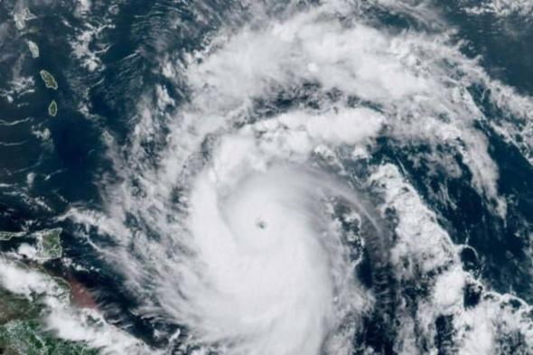 الإعصار "بيريل" يشتد ويقترب من جاميكا
