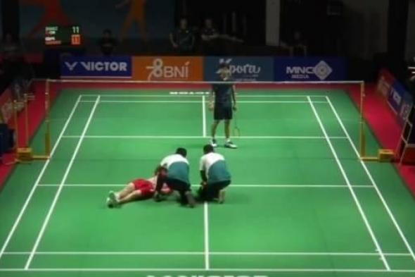 فيديو| وفاة لاعب صيني أثناء مباراة في كرة الريشة